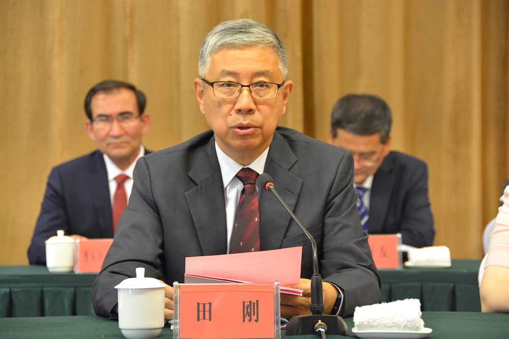 九大开幕式-田主席.jpg