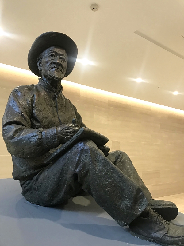 参观美术展 (6).jpg